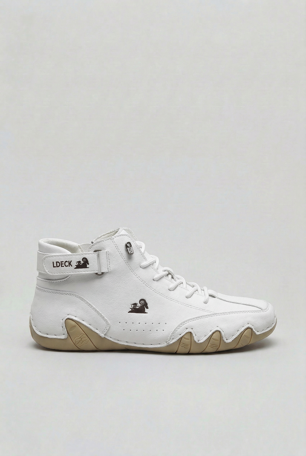 Kirk Mens Water-Resistant Boots, Cushioned Sole in White
