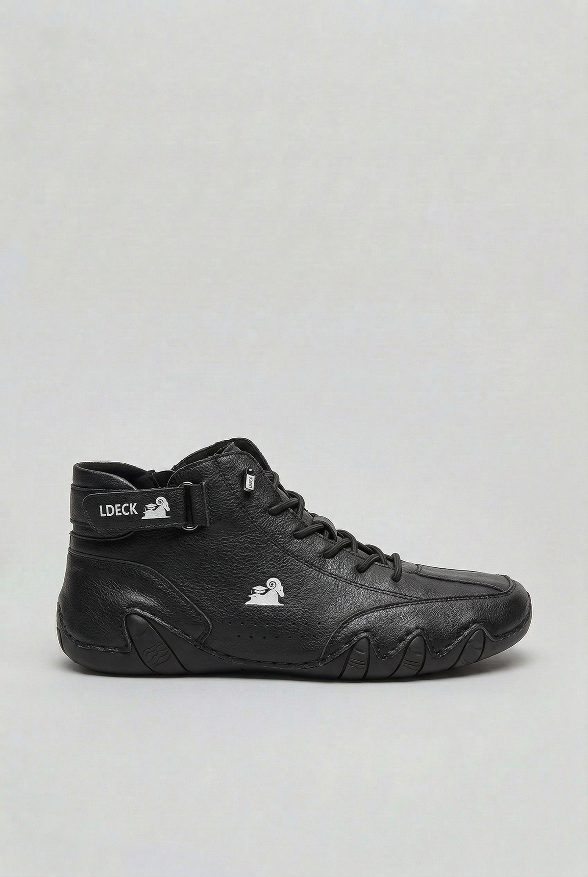 Kirk Mens Water-Resistant Boots, Cushioned Sole in Black