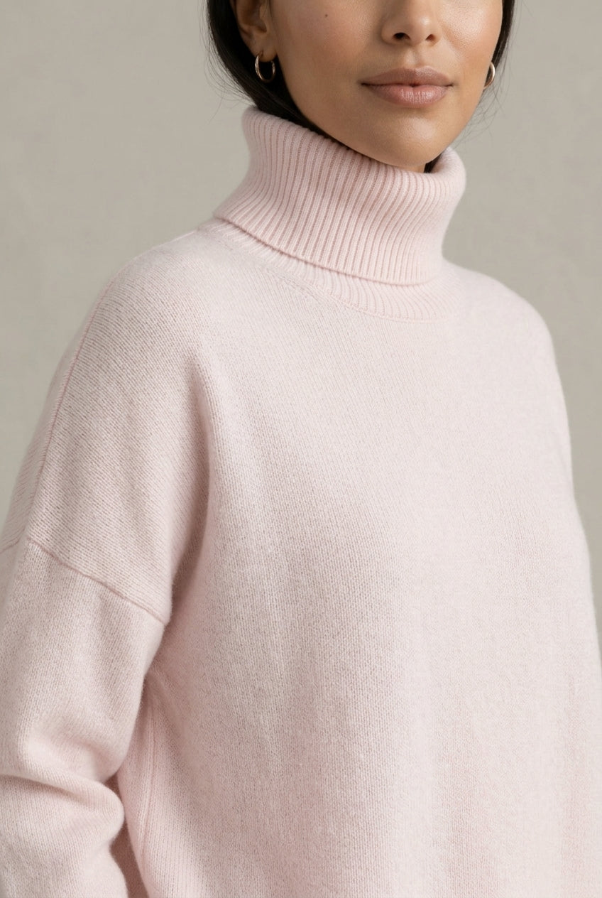 Katie Womens Oversized Cashmere Turtleneck Sweater