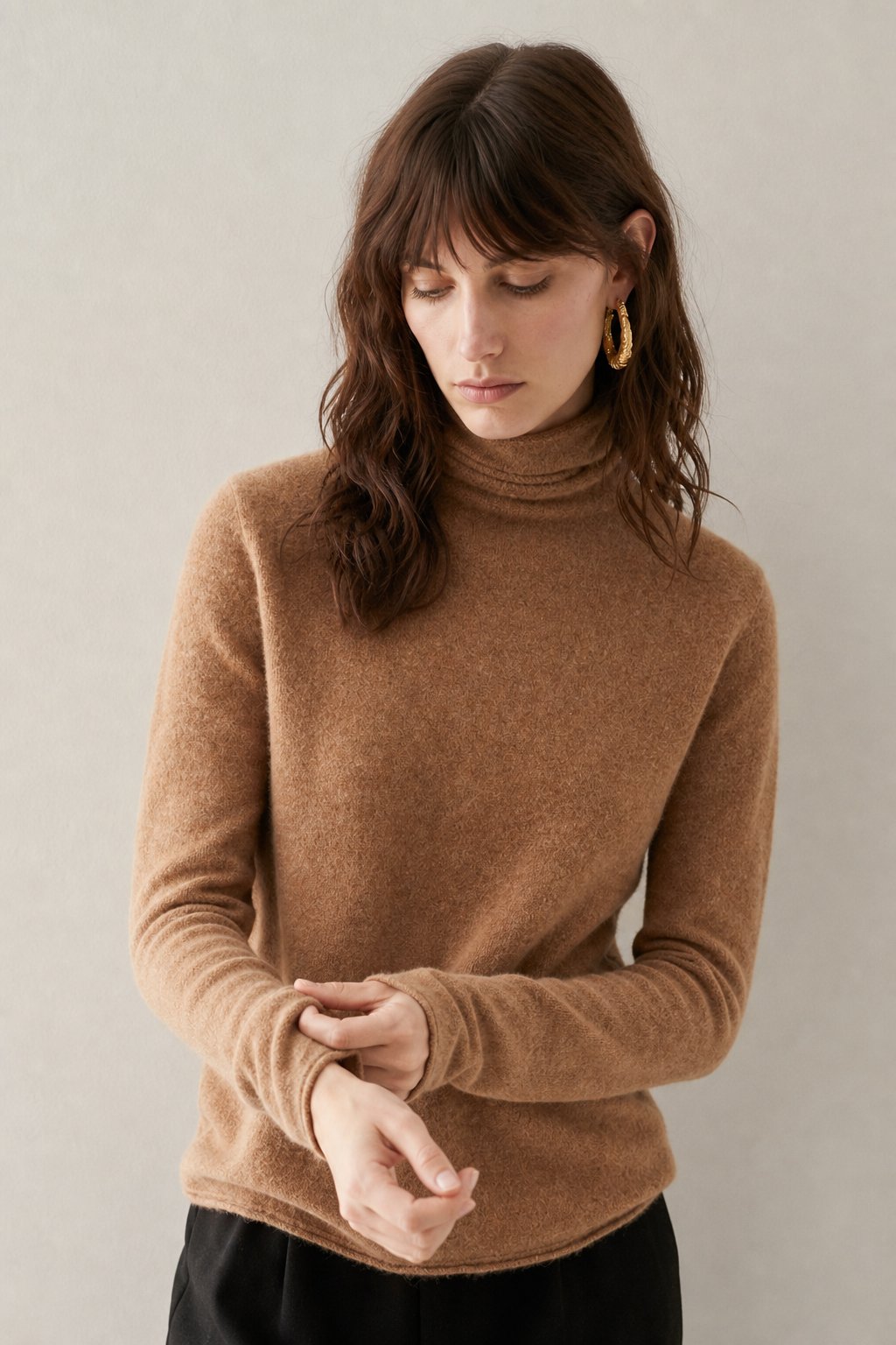 Victoria Womens Cashmere Blend Turtleneck Sweater, Slim Fit in Vintage