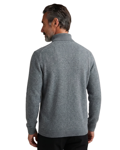 Elegant cashmere turtleneck sweater
