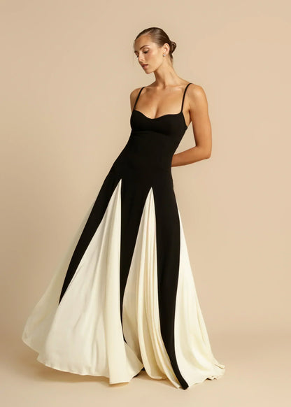Oshrit™ | Elegant Maxi Dress with Contrasting Ruffles
