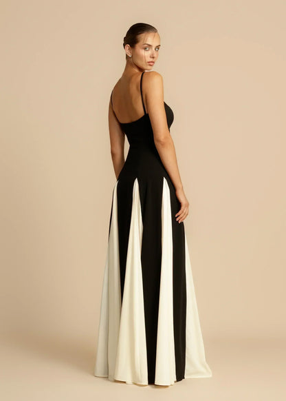 Oshrit™ | Elegant Maxi Dress with Contrasting Ruffles