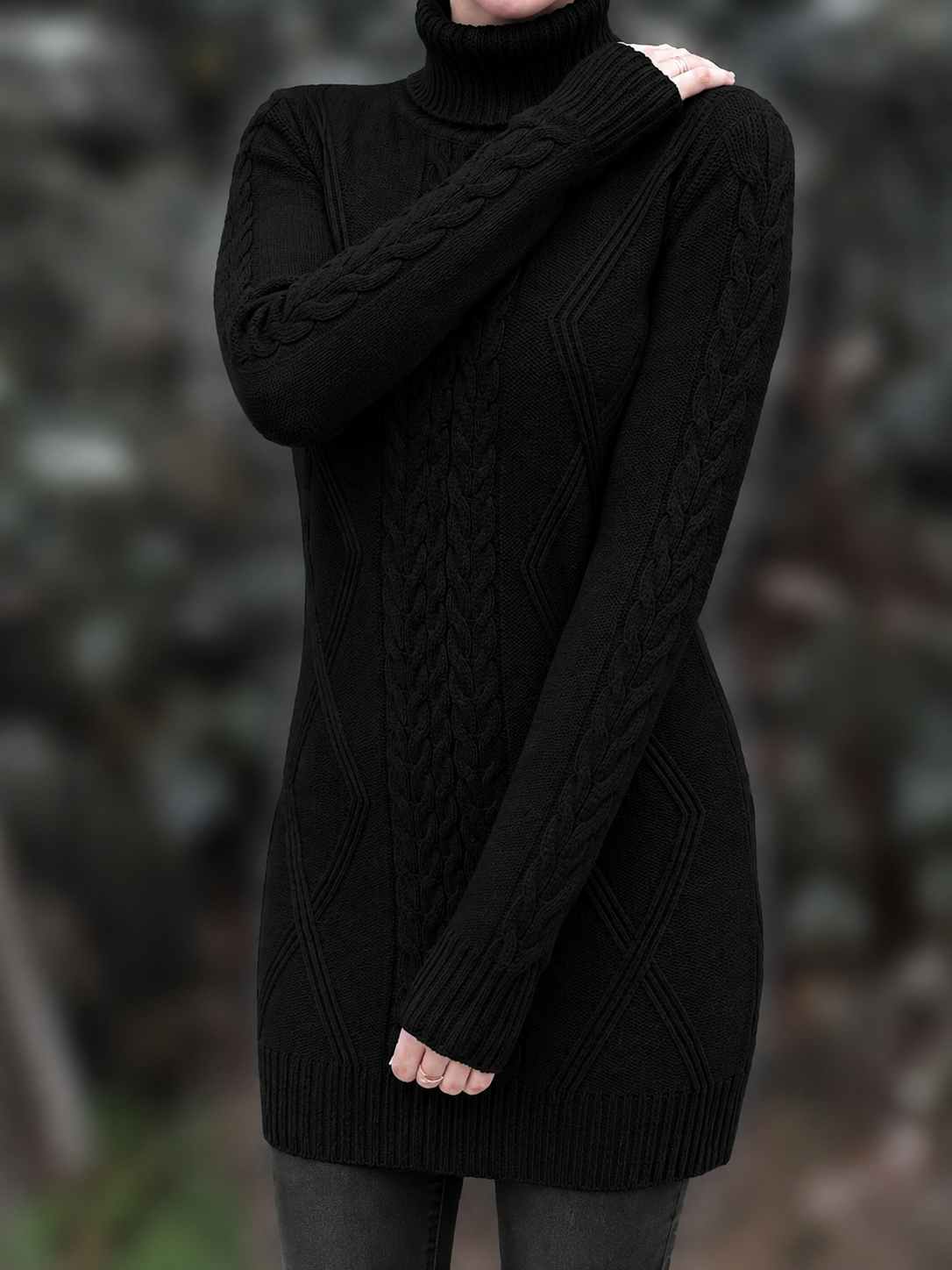 Women's Chunky Cable-Knit Turtleneck Sweater | Oversized Hip-Length Fit, Long Sleeves | 8 Colorways | One Size