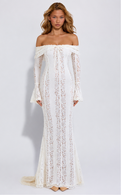 Ethereal Lace Gown™ | Sculpted Romance & Statement Elegance