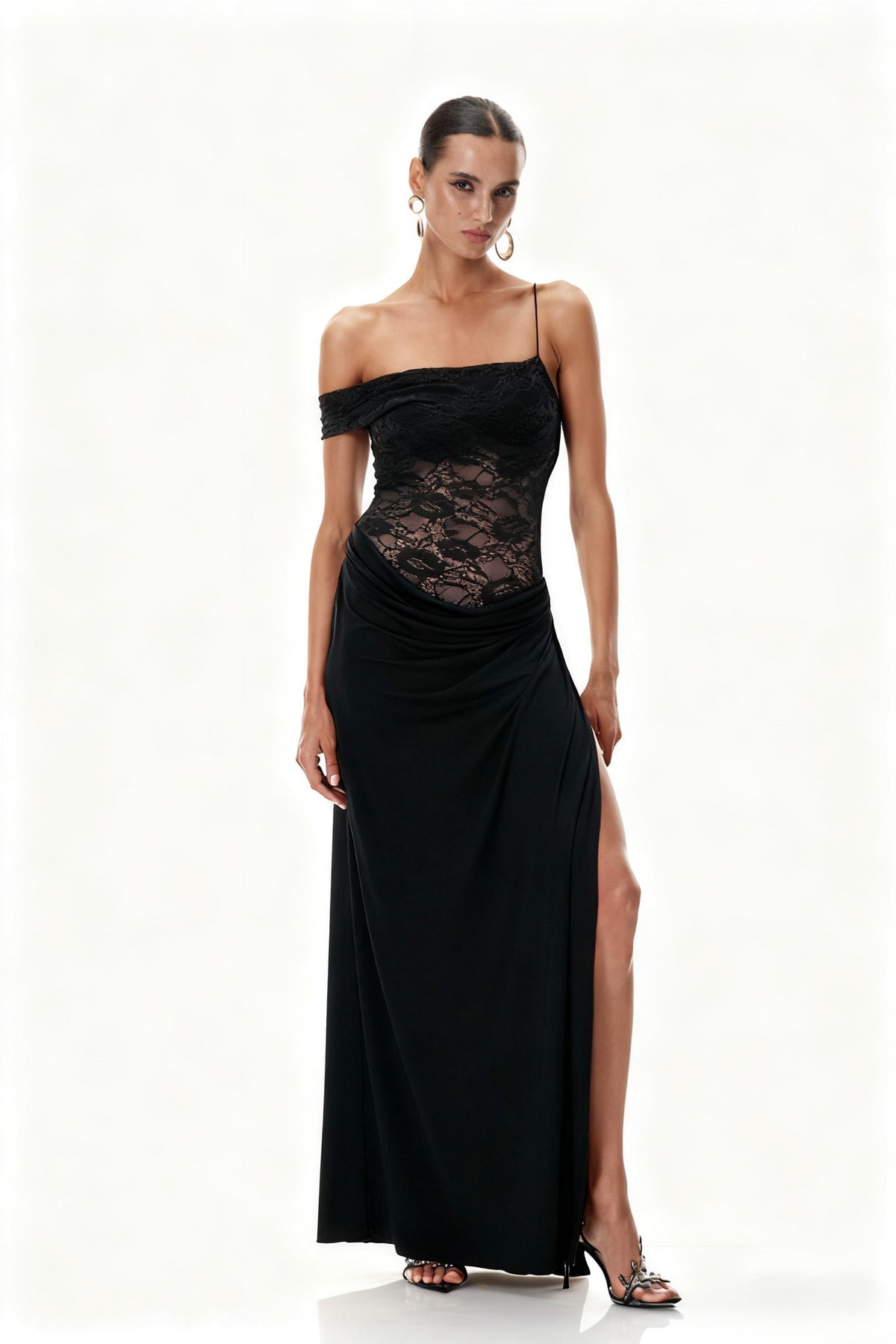 Luna Muse™ – Lace Maxi Dress (Soft Glam & Main-Character Elegance)