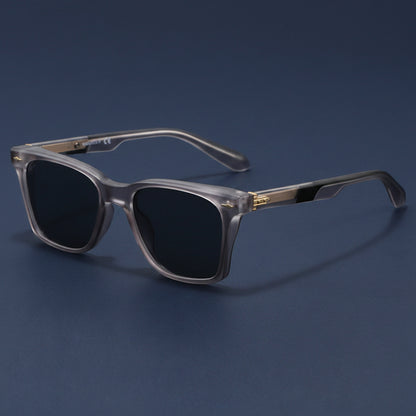 RetroVista™ – Gradient Lens Vintage Sunglasses