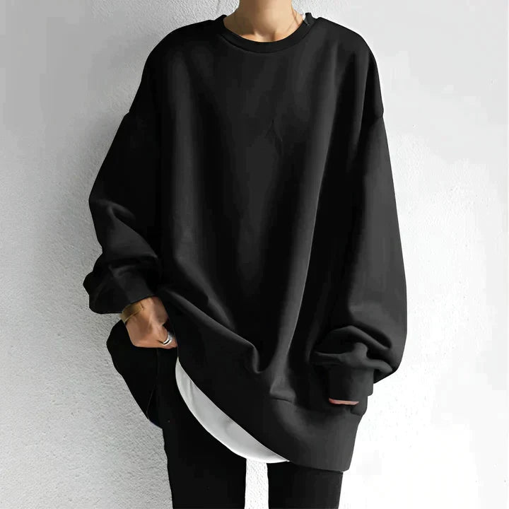 Alice Womens Oversized Tunic Sweater in Black