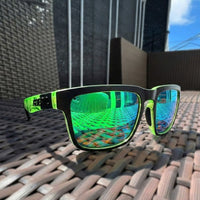 Green / Green-Black