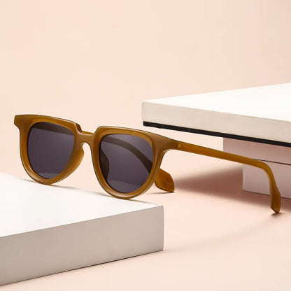 Elara Noir Sunglasses