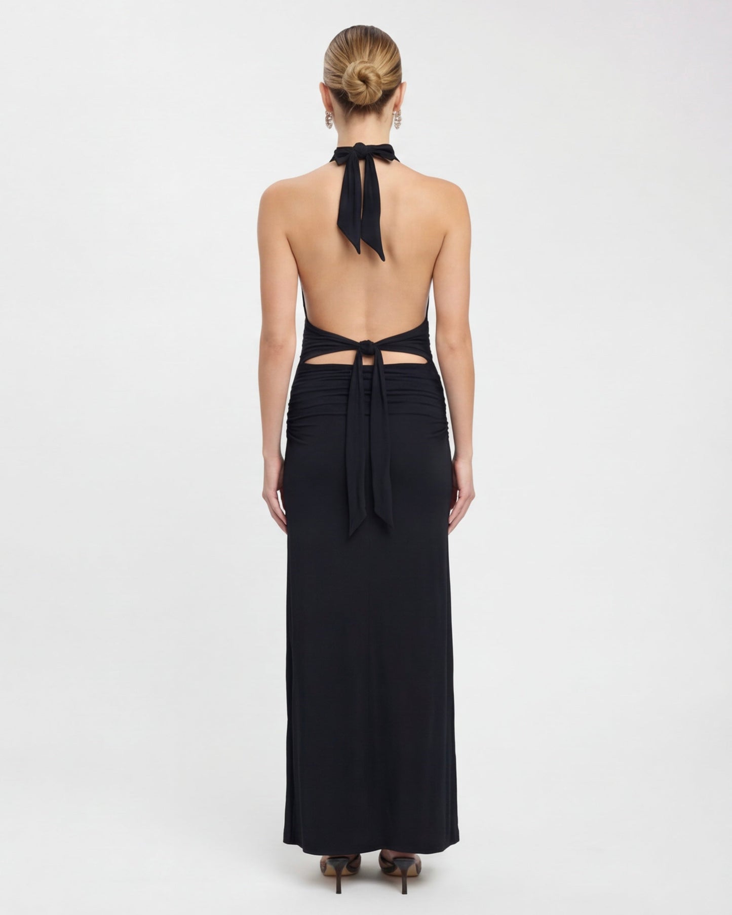 Nyx™ – Halter Maxi Dress (Late-Night Elegance & Bold Minimalism)