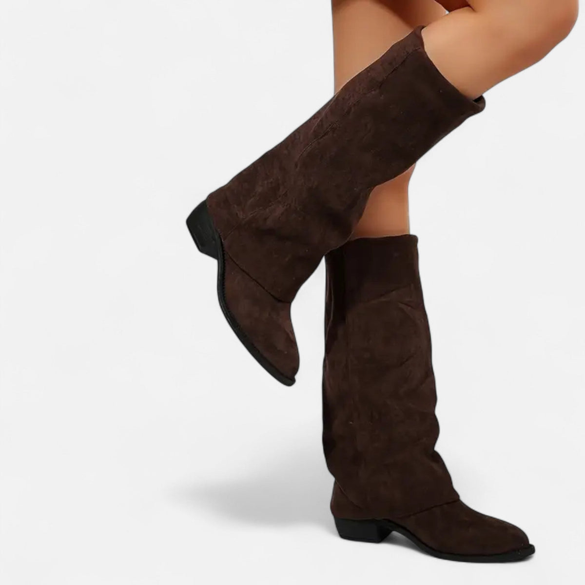 Emily Womens Knee High Boots with Chunky Block Heel in Brown