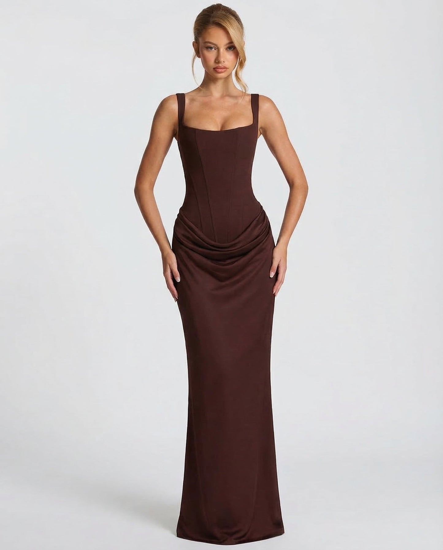 Hourglass™ – Sculpted Maxi Dress (Sleek Structure & Unmissable Shape)