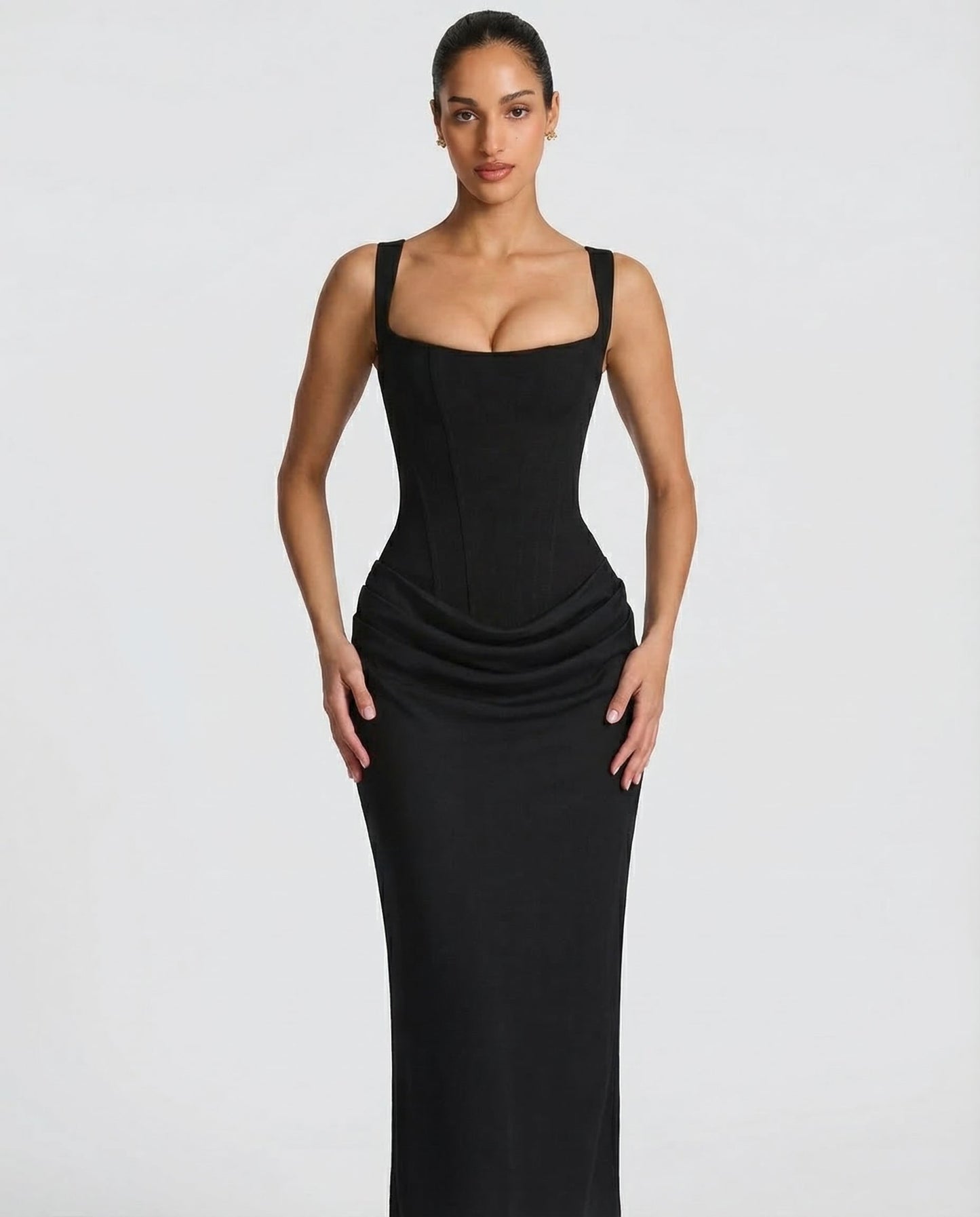 Hourglass™ – Sculpted Maxi Dress (Sleek Structure & Unmissable Shape)