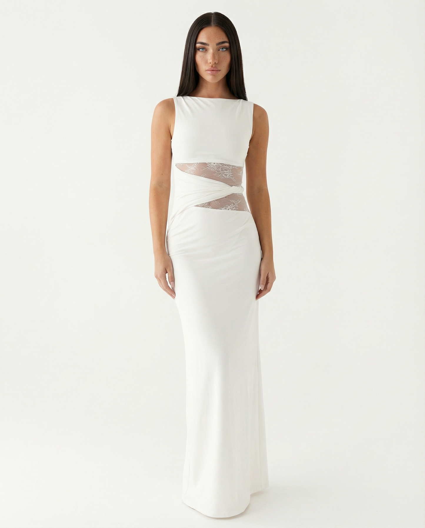 Lace Illusion™ – Maxi Dress (Quiet Luxury & Sculpted Elegance)