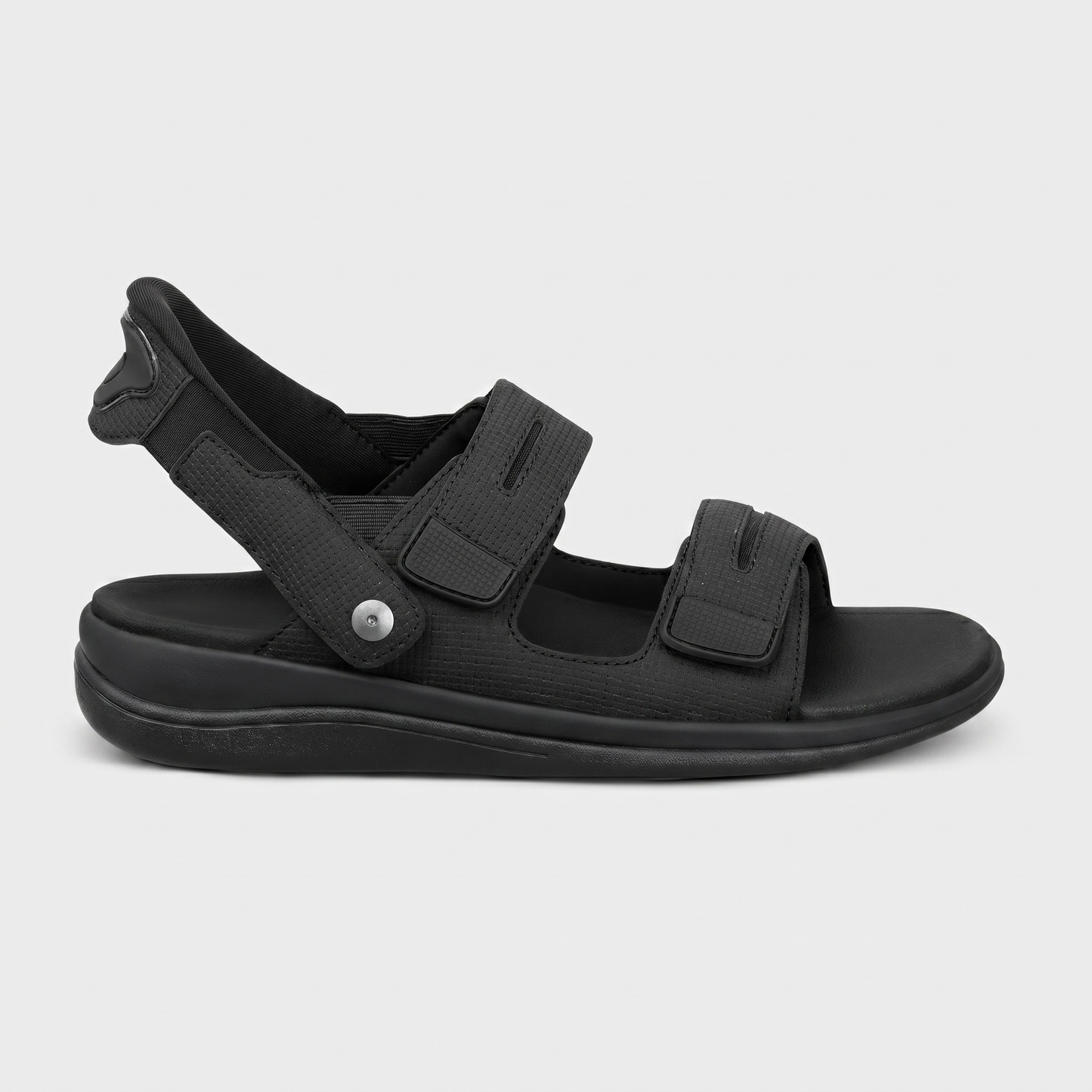 Luna™ | The lightweight comfort sandal for active summer days