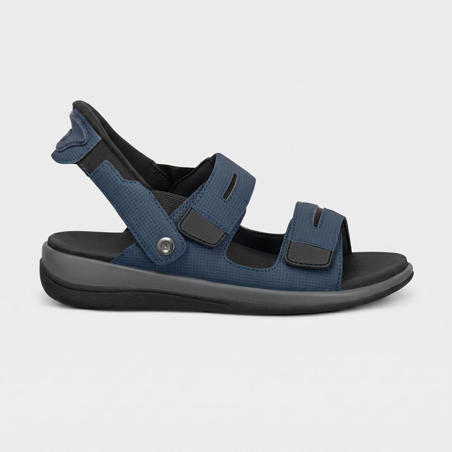 Luna™ | The lightweight comfort sandal for active summer days