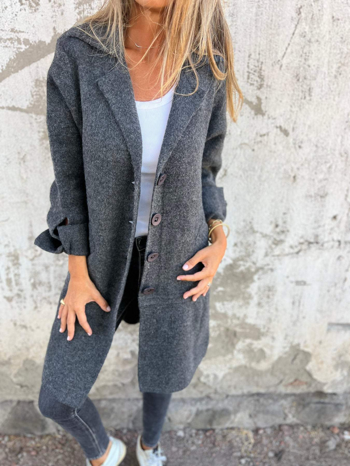 Betsy Womens Long Cardigan Sweater for Casual Wear in Black